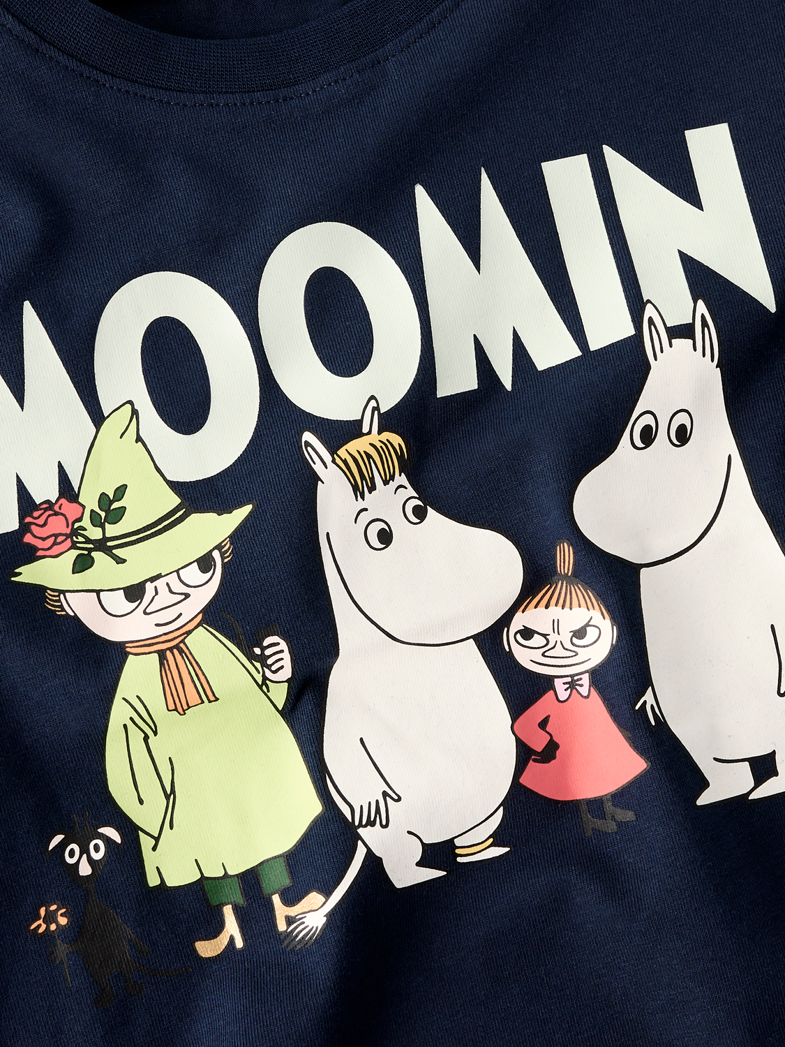 model_shot-front_full